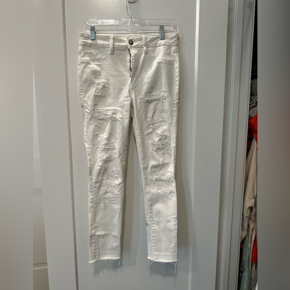 American Eagle Outfitters Distressed Cream Ankle Jeans